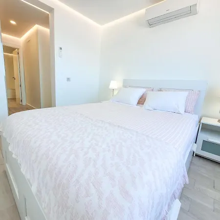 Ocean Garden 66 *