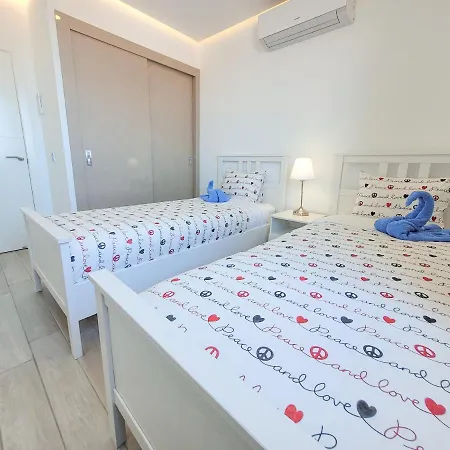 Ocean Garden 66 *